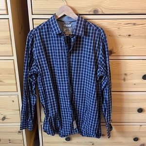 Jos. A. Bank Tailored Fit 1905 The New Tradition Button Down Size Large